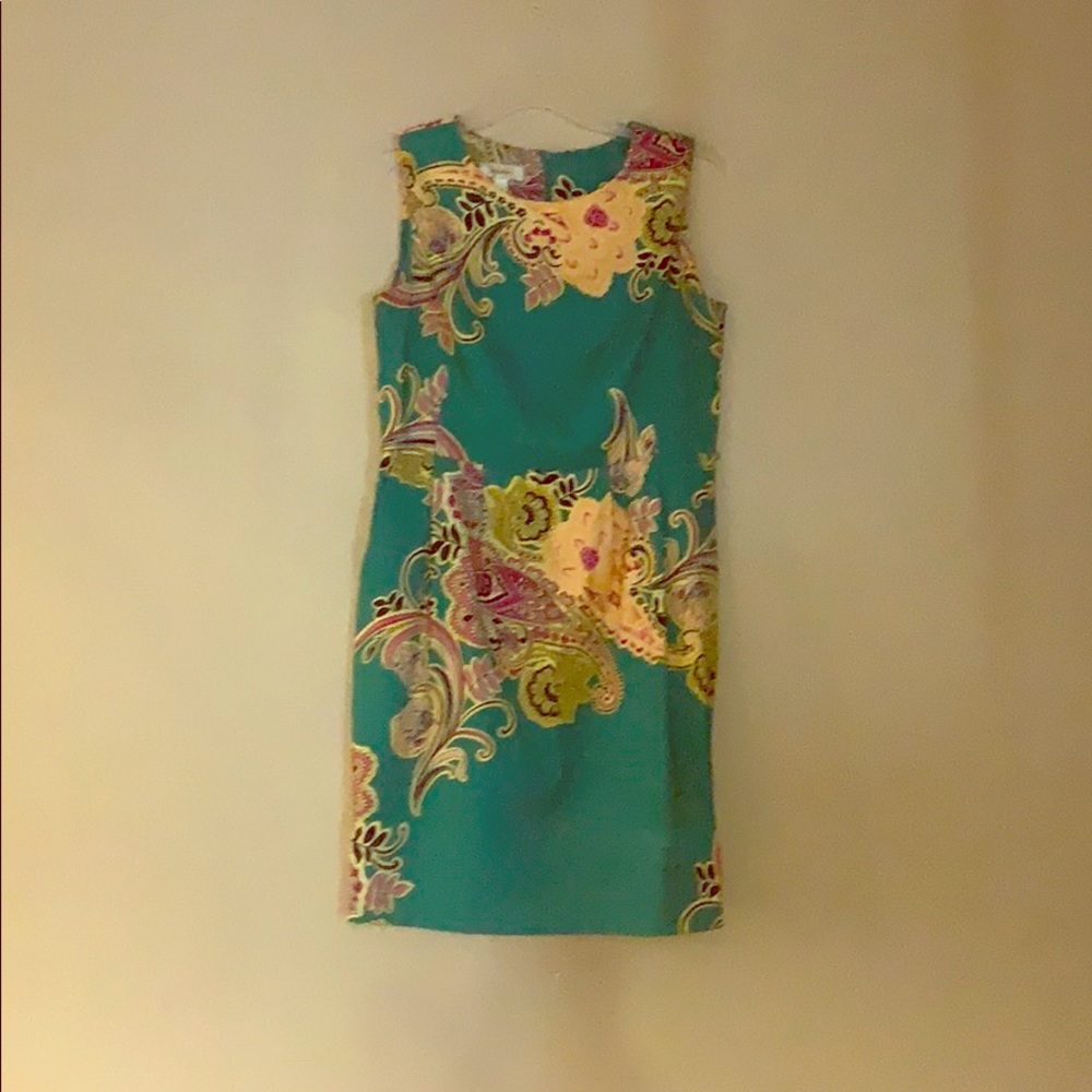 Dressbarn Size 14 Sleeveless Dress w/ Pockets
